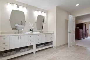 18024 W Pond Ridge Cir, Gurnee, IL 60031 - Photo 20