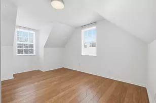 426 Alpine Dr, Round Lake, IL 60073 - Photo 4