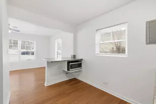 426 Alpine Dr, Round Lake, IL 60073 - Photo 8