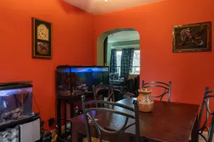 223 W Avon St, Freeport, IL 61032 - Photo 4