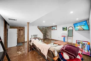 12937 S Baltimore Ave, Chicago, IL 60633 - Photo 16