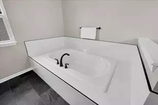 555 Bluestem Dr, Yorkville, IL 60560 - Photo 16