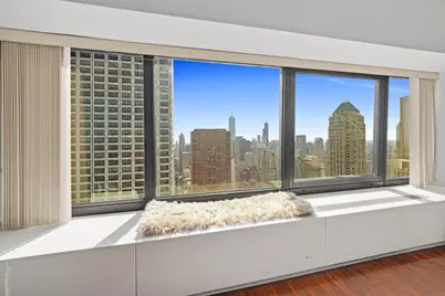 175 E Delaware Place #5712, Chicago, IL 60611 - Photo 10