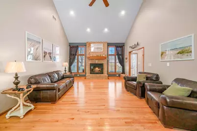 671 Lasalle Drive, Lake Holiday, IL 60552 - Photo 6