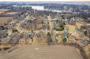 671 Lasalle Dr, Lake Holiday, IL 60552 - Photo 58