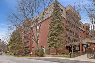 127 Acacia Circle, Indian Head Park, IL 60525 - Photo 1