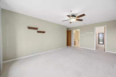 127 Acacia Circle #508, Indian Head Park, IL 60525 - Photo 8