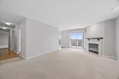 127 Acacia Circle #508, Indian Head Park, IL 60525 - Photo 2