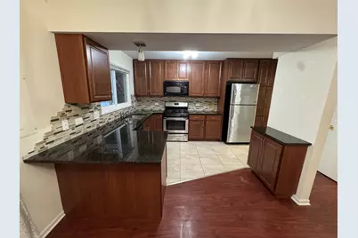 [Address not provided], Buffalo Grove, IL 60089 - Photo 8