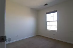 1424 Westhampton Dr, Plainfield, IL 60586 - Photo 8