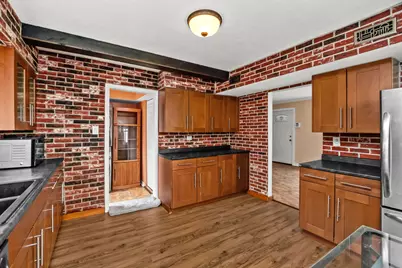 647 N Kramer Avenue, Lombard, IL 60148 - Photo 8