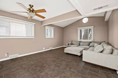 647 N Kramer Avenue, Lombard, IL 60148 - Photo 10