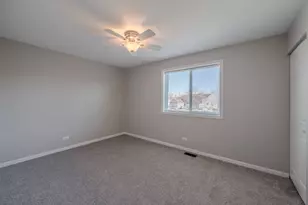 2722 Wilshire Ct, Aurora, IL 60502 - Photo 14