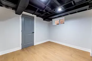 9747 S Harvard Ave, Chicago, IL 60628 - Photo 20