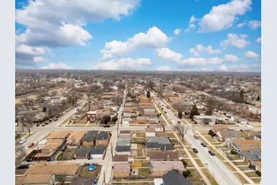 9747 S Harvard Avenue, Chicago, IL 60628 - Photo 40