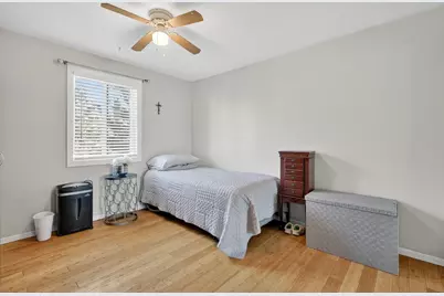 3945 County Farm Road, Hanover Park, IL 60133 - Photo 14