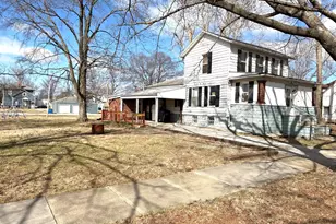 [Address not provided], Centralia, IL 62801 - Photo 2