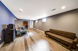 5767 W 97th St, Oak Lawn, IL 60453 - Photo 16