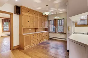 8128 Laramie Ave, Skokie, IL 60077 - Photo 10