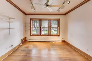 8128 Laramie Ave, Skokie, IL 60077 - Photo 12