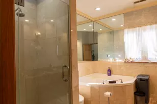 4716 N Kilbourn Ave, Chicago, IL 60630 - Photo 18