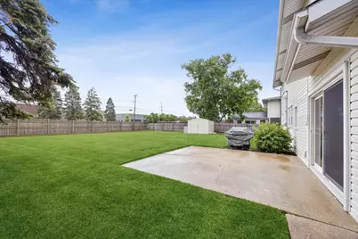919 E Ironwood Drive, Mount Prospect, IL 60056 - Photo 22