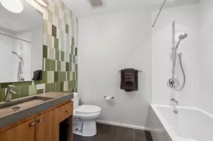 1445 W Lill Ave, Chicago, IL 60614 - Photo 16