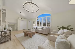 514 N Lockwood Dr, Lockport, IL 60441 - Photo 2