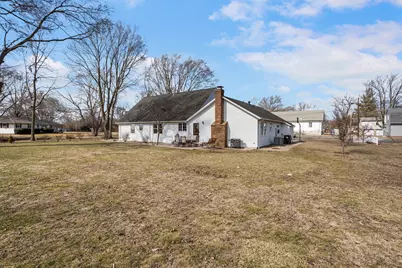 101 E Mansfield Street, Bement, IL 61813 - Photo 34