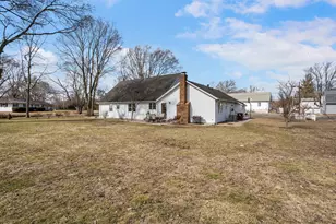 101 E Mansfield St, Bement, IL 61813 - Photo 34