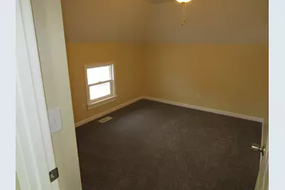 403 W Washington Street, Harvard, IL 60033 - Photo 10