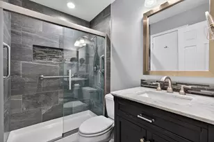 970 Yosemite Trail, Roselle, IL 60172 - Photo 8