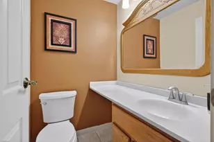 970 Yosemite Trail, Roselle, IL 60172 - Photo 14