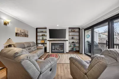 1208 35th Street Drive #M, Moline, IL 61265 - Photo 6