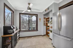 1208 35th St Dr, Moline, IL 61265 - Photo 16