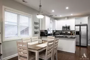 5605 N Miltimore Ave, Chicago, IL 60646 - Photo 10