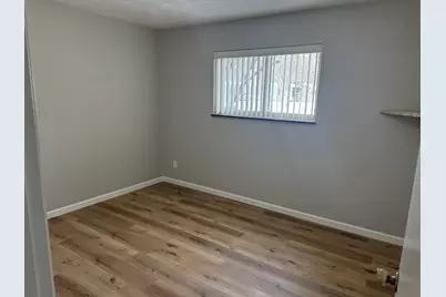 310 30th Avenue #4, Moline, IL 61265 - Photo 6