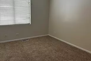 1121 Symphony Dr, Aurora, IL 60504 - Photo 6