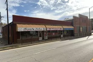 320 S Chicago St, Joliet, IL 60436 - Photo 1