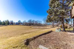 354 Stevens Ct, Grayslake, IL 60030 - Photo 28