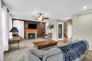 11 Long Grove Dr, Monticello, IL 61856 - Photo 10