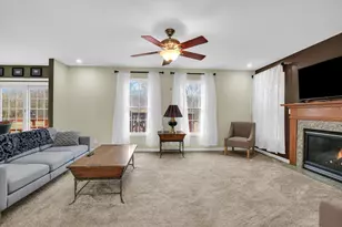 11 Long Grove Dr, Monticello, IL 61856 - Photo 8