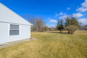 270 Minocqua St, Park Forest, IL 60466 - Photo 18