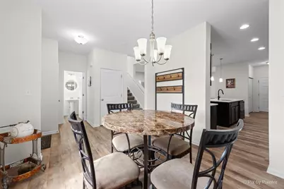 3770 Westbury Court, Elgin, IL 60124 - Photo 10