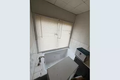 418 W Harrison Street, Carrier Mills, IL 62917 - Photo 18