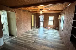 418 W Harrison St, Carrier Mills, IL 62917 - Photo 14