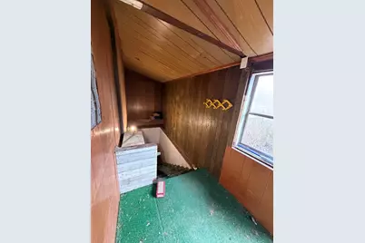 418 W Harrison Street, Carrier Mills, IL 62917 - Photo 24