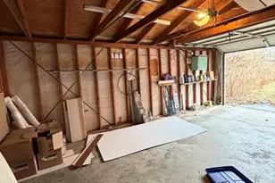 418 W Harrison St, Carrier Mills, IL 62917 - Photo 8