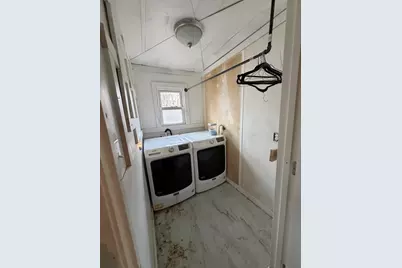 418 W Harrison Street, Carrier Mills, IL 62917 - Photo 20