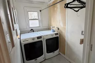 418 W Harrison St, Carrier Mills, IL 62917 - Photo 20